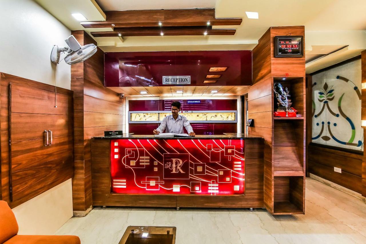 Hotel Oyo Flagship 37488 R V Regency